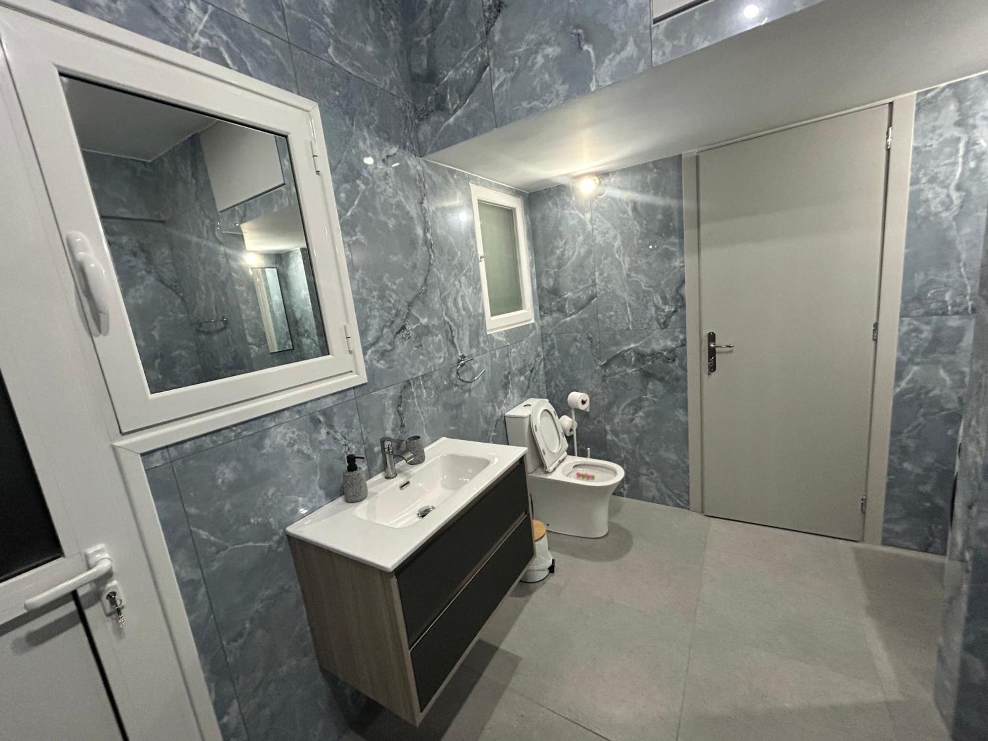 Athens Luxuery 3Br Lägenhet Exteriör bild